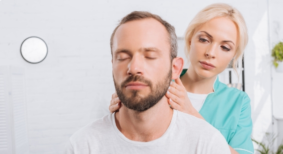 http://neck%20pain%20therapy