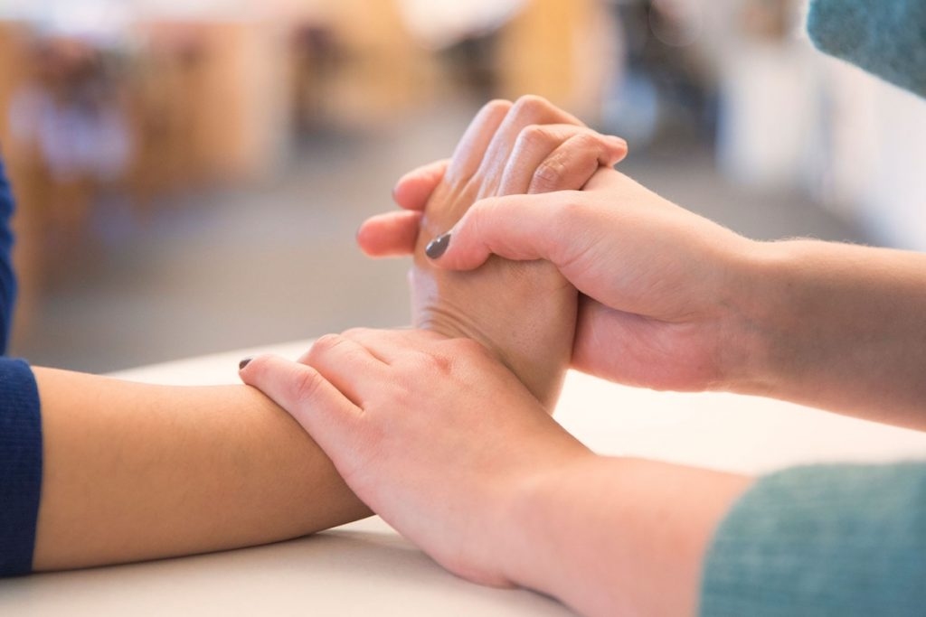http://hand-therapy